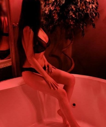 Я готова подарить тебе незабываемое время и удовлетворить все твои желания.
💋 Мои услуги включают классический секс, оральный секс, эротический массаж, стриптиз, ролевые игры и многое другое. Я гарантирую полное удовлетворение и полную конфиденциальность нашей встречи.
📷 Мои фото подтверждают абсолютную реальность и красоту, которую я предлагаю. Я жду тебя в своей уютной квартире в Москве или могу приехать к тебе в отель.
💕 Меня хвалят мои постоянные клиенты за мое умение прислушиваться к их желаниям и создавать атмосферу полного расслабления. Я создаю волшебство, которое будет ощущаться еще долго после нашей встречи.
✨ Не упусти возможность окунуться в мир наслаждений со мной, забудь о повседневности и позволь мне показать тебе небеса. Жду твоего звонка! 📞 Инночка